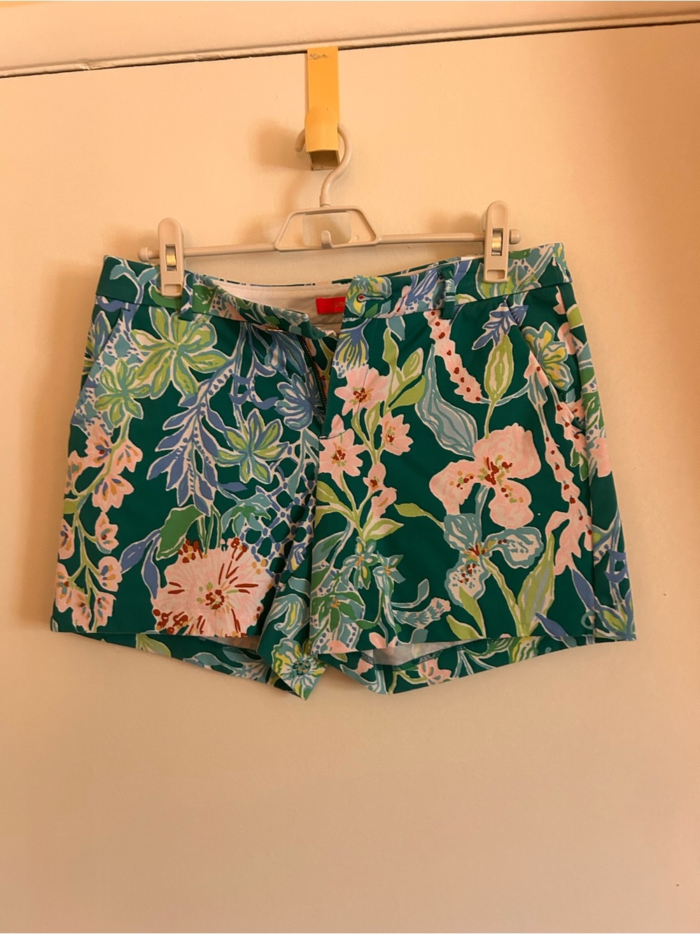 Lilly Pulitzer shorts size 6